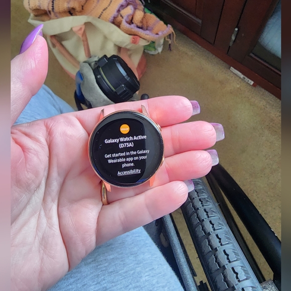 Galaxy Watch Active- 40mm - Picture 2 of 10